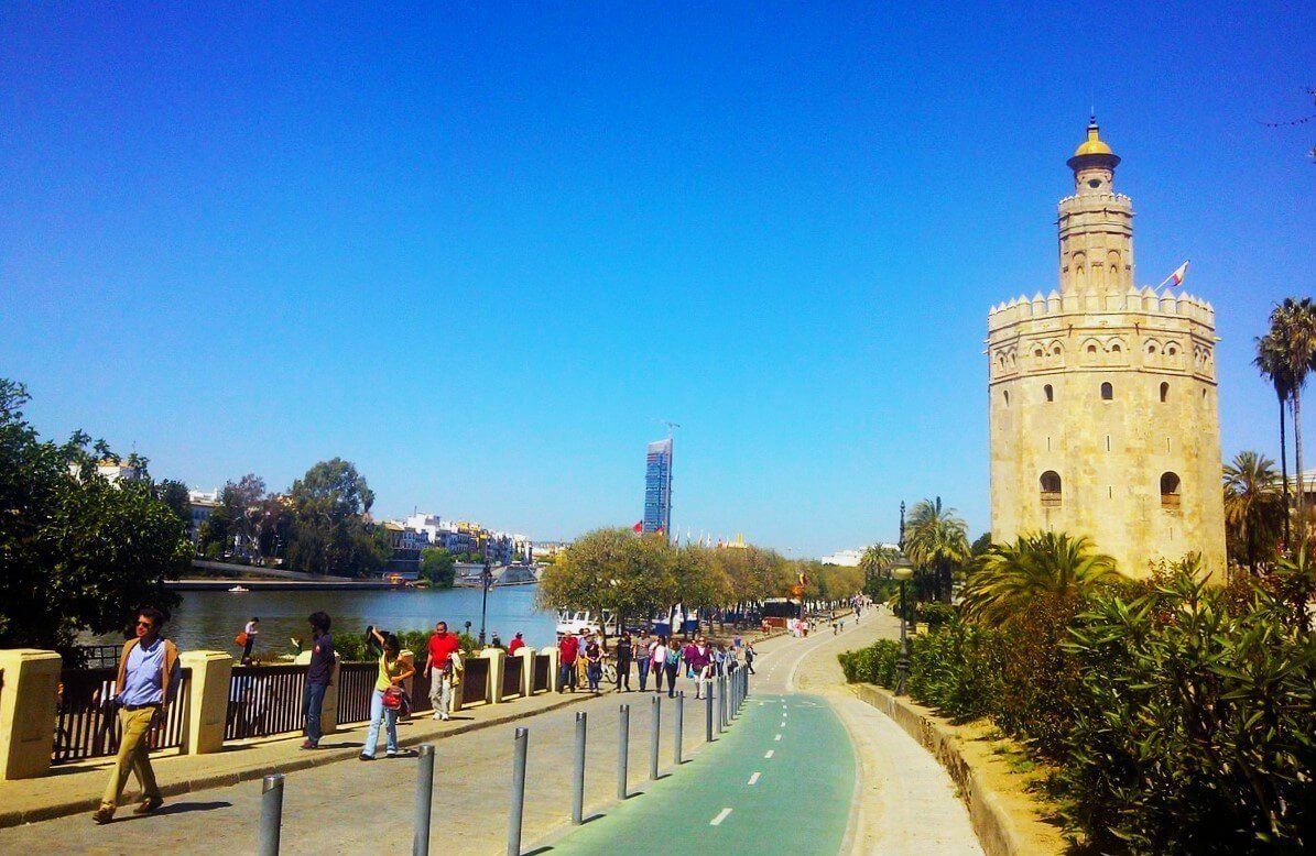 como moverte por sevilla